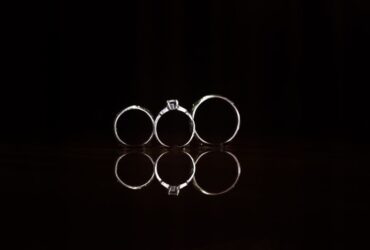 Jewelry as an Investment #beverlyhills #beverlyhillsmagazine #investinstocks #jewelryinvestment #stockmarket #goldcoins #buyjewelry #engagementring