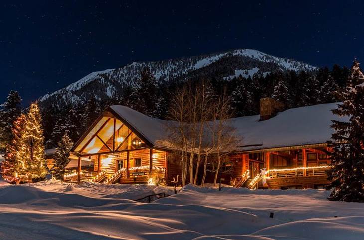 Lone Mountain Ranch #BigSky #montana #usa #exclusiveescapes #vacation #luxurylifestyle #travel #luxury #hotels #exclusive #getaway #destinations #resorts #beautiful #life #traveling #bucketlist #beverlyhills #BevHillsMag #cowgirls