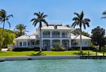 Luxury Guide to Remodeling Your Dream Home #LuxuryHome #LuxuryHomes #HomeRemodeling #LuxuryRemodel #DreamHome #HomeRenovation