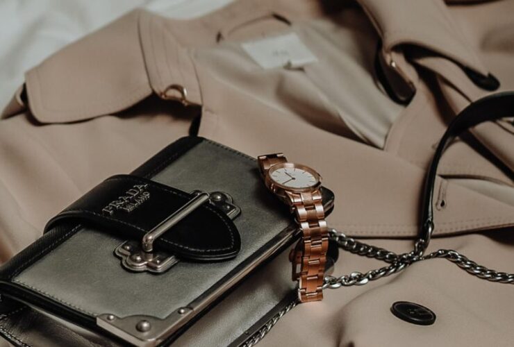 Luxury Items and Accessories Every Woman Should Invest In #beverlyhills #beverlyhillsmagazine #designersunglasses #elegantpieces #luxuryaccessories #luxuryitems #bevhillsmag