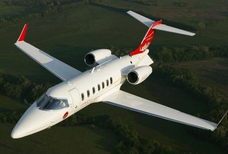 Luxury Private Jet: The Bombardier Learjet 40 #bombardierlearjet40 #learjet40 #bombardier #beverlyhills #beverlyhillsmagazine #bevhillsmag #luxuryprivatejet #luxuryjet #businessjet #privatejet #jet