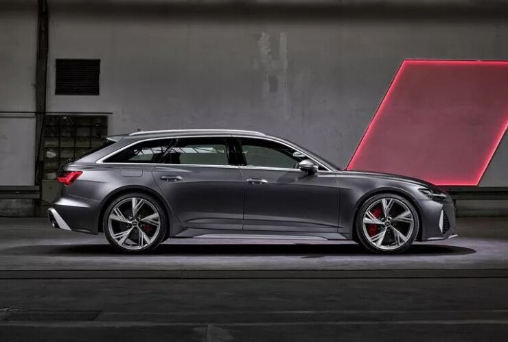 Luxury Sports Wagon: The 2020 Audi RS6 Avant #dreamcars #coolcars #luxurycars # fastcars #cars #carmagazine #sportcars #audi #audiRS6 #audiRS6avant #luxurywagon