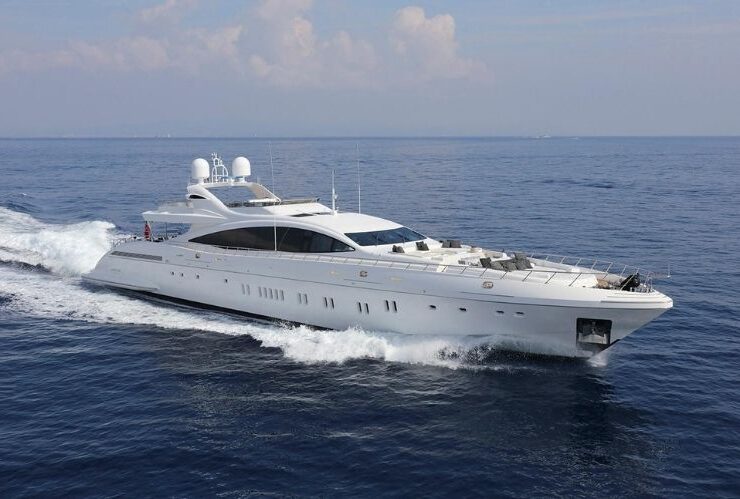 Luxury Superyacht: The 164’ Mangusta Da Vinci #beverlyhills #beverlyhillsmagazine #bevhillsmag #coolyacht #yachts #yachtlife #yachting #yachtcharter #luxurysuperyacht #Davinci #164'mangustadavinciyachts #mangusta #overmarine