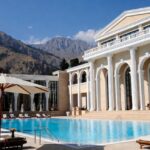 Planning To Travel? Here Are Some Useful Tips #beverlyhills #beverlyhillsmagazine #planningforatrip #travelinsurance #researchdestination #hassle-freevacation #planningatravel #bevhillsmag