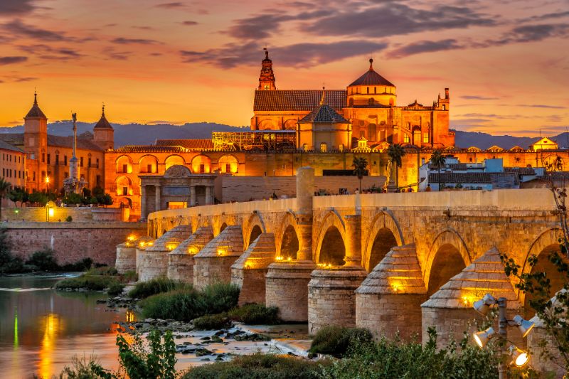 Luxury Travel in Spain: How to Have the Trip of a Lifetime #beverlyhills #beverlyhillsmagazine #luxurytriptospain #luxurytrip #luxuryaccommodation #stunningarchitecture