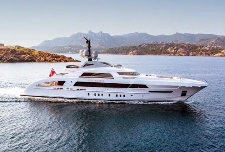 Illusion in the Caribbean #yachts #caribbean #luxurycharteryachts #bevhillsmag #beverlyhillsmagazine #beverlyhills