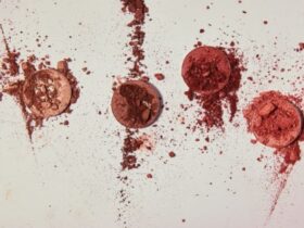 Makeup Essentials for Spring This Year #beverlyhills #beverlyhillsmagazine #bevhillsmag #makeupproducts #makeupessentials #makeuptrends #beautyproduct #fashiontrends #naturalbeauty