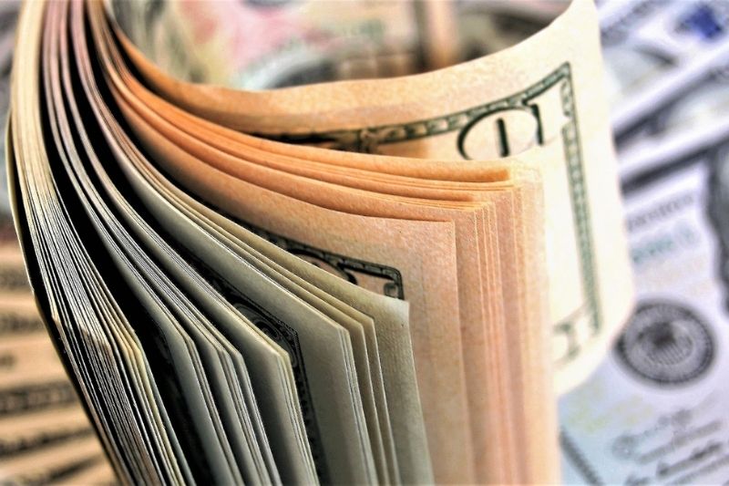 Managing Debt: The Moneylenders Loans Explained #beverlyhills #beverlyhillsmagazine #bevhillsmag #moneylenders #loans #debt #cashflow #personalloans