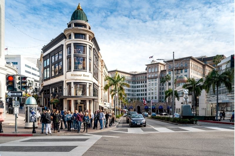 Managing Road Safety in Beverly Hills  #beverlyhills #beverlyhillsmagazine #roadsafety #drivesafely #roadrules #roadlaws #personalinjuryattorney #preventaccidents #bevhillsmag