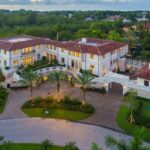 Marc Anthony's Florida Mansion: #beverlyhills #beverlyhillsmagazine #bevhillsmag #marcanthony #marcanthonyfloridamansion #luxuryrealestate #florida #jlo #casacostanera #luxurymansion