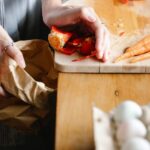 Mindful Waste Management: 6 Ways To Reduce Food Waste #beverlyhills #beverlyhillsmagazine #foodwaste #foodbanks #reducefoodwaste #grocerystore