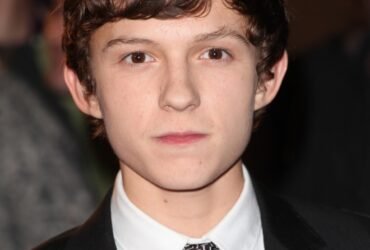 Tom Holland #bevhillsmag #beverlyhillsmagazine #beverlyhills #celebrities #moviestars #hollywoodspotlight #celebrityspotlight #tomholland