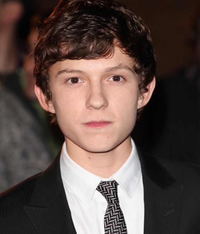 Tom Holland #bevhillsmag #beverlyhillsmagazine #beverlyhills #celebrities #moviestars #hollywoodspotlight #celebrityspotlight #tomholland