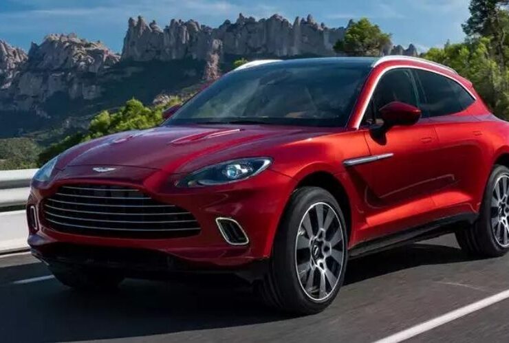 Newest SUV: The Aston Martin DBX #astonmartin, #dbx #astonmartindbx #astonmartinsuv #suv #crossover #luxurycars #fastcars #coolcars #carmagazines #popularcarmagazine #cars #dreamcar #2021suv