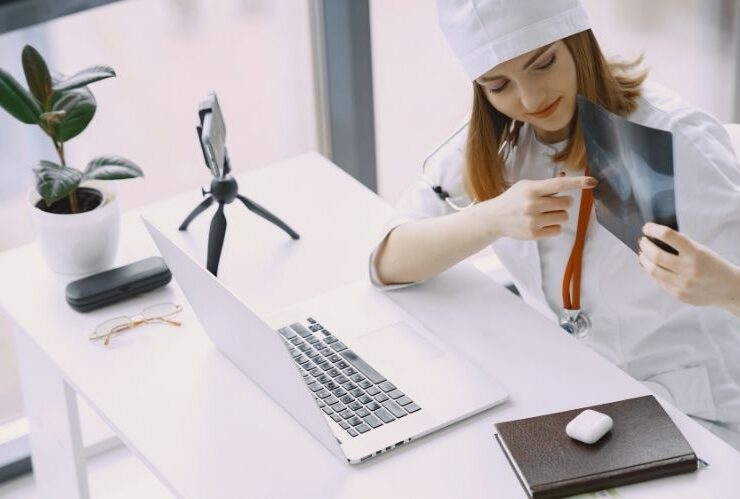 Online Clinics - A Way for You to Feel Secure #beverlyhills #beverlyhillsmagazine #onlineclinics #rehabilitationclinic #specializedtreatment #suitabletreatment #bevhillsmag