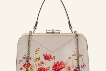 Patricia Nash: Crafting Original Women’s Handbags #PatriciaNash, #WomensHandbags, #LeatherHandbags, #VintageStyle, #FrameBags, #DesignerBags, #LuxuryAccessories, #BevHillsMag, #BeverlyHills, #BeverlyHillsMagazine