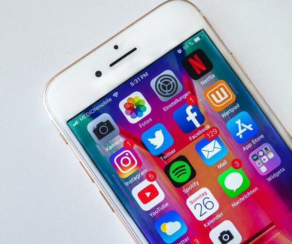 Beverly Hills Magazine Popular Social Media Apps That You Might Want to Check Out