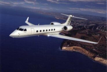 Private Jet: The Gulfstream G550 #bevhillsmag #privatejet #jet #gulfstream #gulfstreamG550