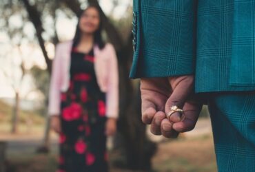 Propose To Your Partner In True Luxury #beverlyhills #beverlyhillsmagazine #trueluxury #proposetoyourpartner #marriageproposal #luxuryrings #bevhillsmag