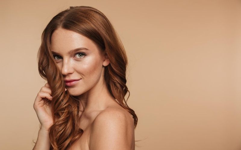 Proven Ways to Give Your Skin a Radiant Glow #beverlyhills #beverlyhillsmagazine #wonderfulskin #radiantglowingskin #wakeupyourcomplexion #skinglow #beautyroutine #shinyskin #healthyskin #glowingskin