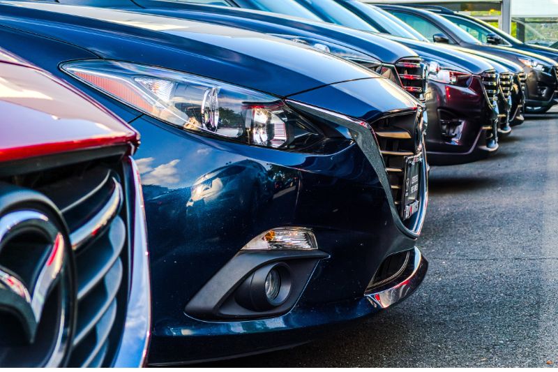 Reasons Why Dealers Offer Low-Ball Prices for Used Cars #beverlyhills #beverlyhillsmagazine #usedcars #dealerships #negotiationtactics #sellyourcar #buyausedcar