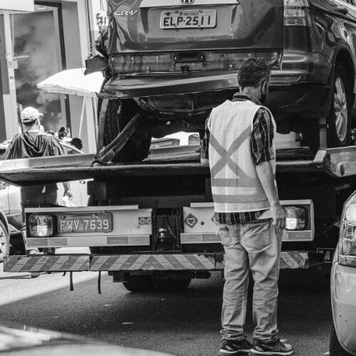 Reasons You Need Car Wrecking Services After an Accident #beverlyhills #beverlyhillsmagazine #bevhillsmag #carwreckingservices #carscrappingservices #minoraccident #caraccidents #repairthevehicle