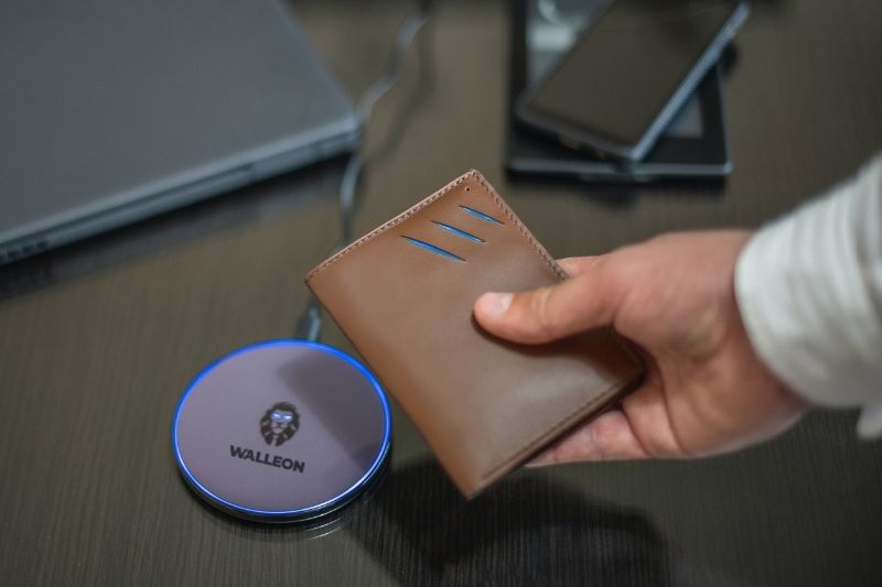 Reasons to Invest in Quality Leather Wallets #qualityleatherwallet #leatherwallets #classicwallet #accessories #custom-madewallets #bevhillsmag