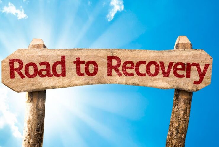 Recovering Addicts: Staying Sober in Hollywood is Possible With These Tips #beverlyhills #beverlyhillsmagazine Soberlivinghome #sobriety #stayingsoberinHollywood #maintainingsobriety #recoveryprograms