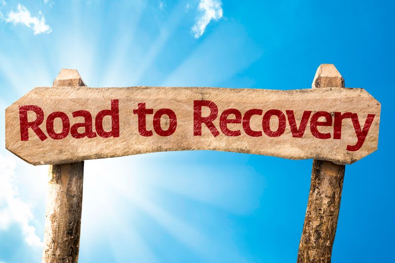 Recovering Addicts: Staying Sober in Hollywood is Possible With These Tips #beverlyhills #beverlyhillsmagazine Soberlivinghome #sobriety #stayingsoberinHollywood #maintainingsobriety #recoveryprograms
