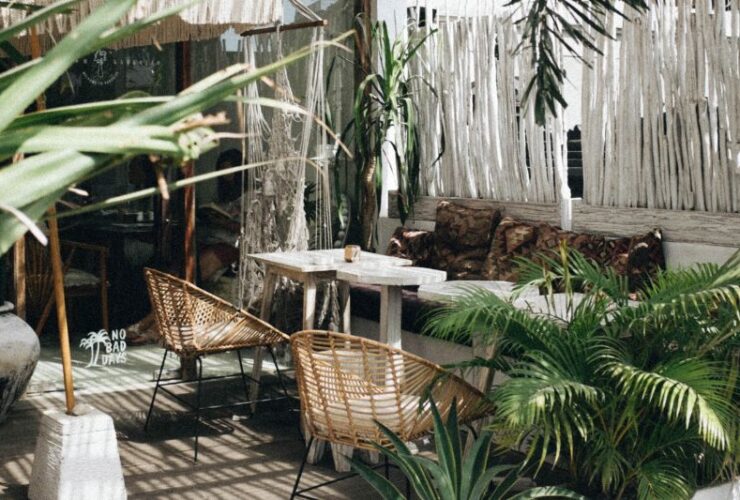 Restaurant Management: Top 4 Ways to Improve Your Outdoor Space #beverlyhills #beverlyhillsmagazine #outdoordiningspace #diningexperience #restaurantmanagement #outdoorspace