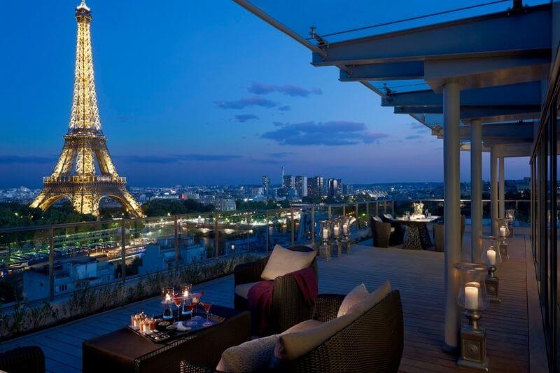 Shangri-La Hotel Paris-France:#beverlyhillsmagazine #beverlyhills #bevhillsmag #bucketlist #holidaydestinations #luxury #luxuryhotel #paris #shangrilahotel #travelling #vacationdestinations