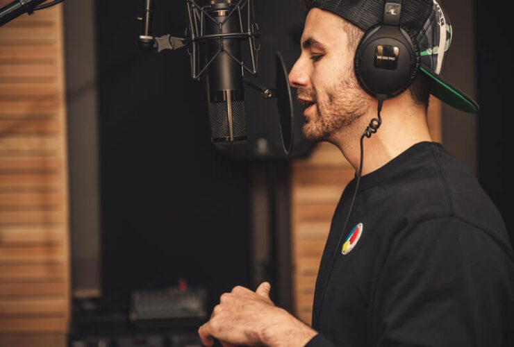 Six Audition Tips for a Voice Actor:#beverlyhills #beverlyhillsmagazine #voiceactor #voiceoverartist #voiceactor #filmindustry #actors #actingaudition #auditions #voiceactorauditions