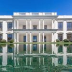 Stunning Marbella, Spain Dream Home $18,150,000 #beverlyhills #beverlyhillsmagazine #luxury #realestate #homesforsale #marbella #spain #dreamhomes #beverlyhills #bevhillsmag #beverlyhillsmagazine