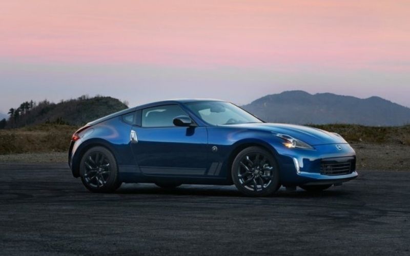 Sports Car: The New Nissan 370Z #beverlyhills #beverlyhillsmagazine #bevhillsmag #nissan370z #2020nissan370z #nissanautomobile #coolcar #dreamcar #luxurycar #luxurysportscar #sportscar #fastcar #carmagazine #popularcarmagazine