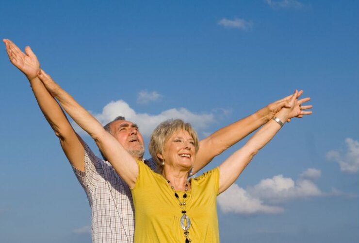 Stay at Home Jobs for Retirees Who Aren’t Ready to Retire #beverlyhills #beverlyhillsmagazine #homejobsforretiress #retirees #onlinecalculator #retirement