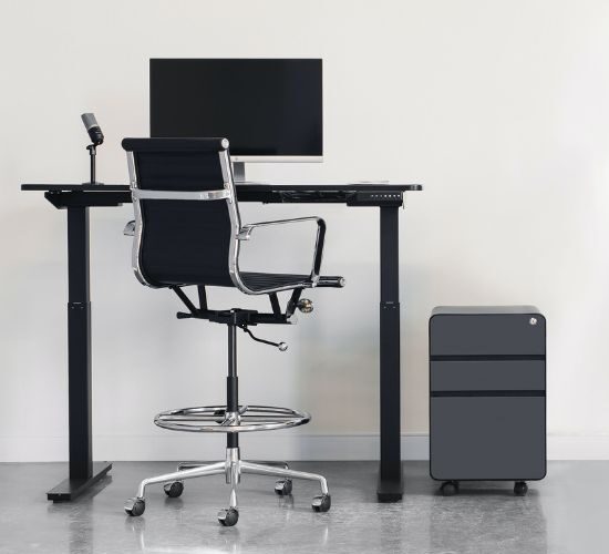 Steelcase Drafting Chair: An Office Chair For Any Job #draftingchair #beverlyhills #beverlyhillsmagazine #steelcasedraftingchairs #greatofficechair #officefurnituremarket #bevhillsmag