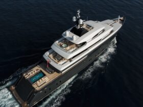 Icon #yachts #luxuryyachts #bevhillsmag #beverlyhillsmagazine #beverlyhills