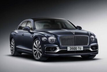 Stylish Sedan: The Bentley Flying Spur #beverlyhills #beverlyhillsmagazine #bentleyflyingspur #bentley #2020flyingspur #poshcars #stylishcars #stylishsedan #luxurycars #fastcars #dreamcars #vipcars #coolcars #carmagazine #cars #popularcarmagazine