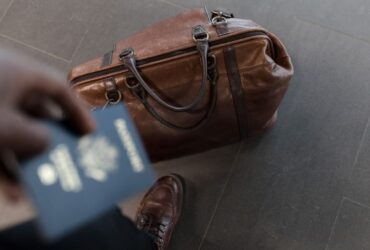 Ten Top Tips For Safe Travel #beverlyhills #beverlyhillsmagazine #safetravel #travelisahugeadvanture #planyourtravel #moneyisecurity #stayinAirbnb #choseinsuredactivities