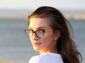 The Advantages of Buying Reputable Eyewear Brands #beverlyhills #beverlyhillsmagazine #bevhillsmag #eyewearbrand #eyewear #sunglasses #UVprotections #UVrays #designereyewear #designerbrand