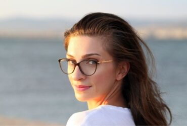 The Advantages of Buying Reputable Eyewear Brands #beverlyhills #beverlyhillsmagazine #bevhillsmag #eyewearbrand #eyewear #sunglasses #UVprotections #UVrays #designereyewear #designerbrand