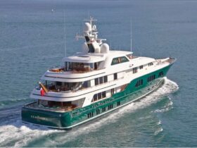 The Best Yachts for Charter in the Caribbean #beverlyhillsmagazine #beverlyhills #caribbeanyachts #yachtforcharter #superyacht