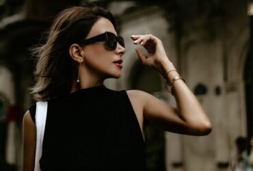 The Beverly Hills Approach to Luxury Dressing #BevHillsMag, #BeverlyHills, #BeverlyHillsMagazine, #LuxuryDressing, #LuxuryFashion, #LuxuryStyle, #ElegantStyle, #LuxuryLifestyle, #FashionInspiration, #EffortlessElegance