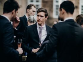 The Beverly Hills Social Scene Explained #BeverlyHills, #BeverlyHillsSocialScene, #BeverlyHillsLifestyle, #LuxuryLifestyle, #CelebrityLifestyle, #BevHillsMag, #BeverlyHillsMagazine
