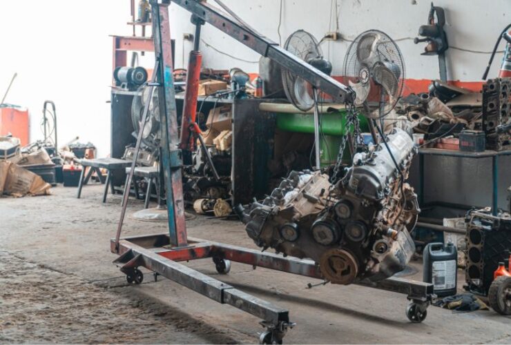 The Importance of Proper Lifting Equipment in the Construction Industry #beverlyhills #beverlyhillsmagazine #constructionindustry #safetyregulations #properliftingequipment #workenvironment #heavymachinery