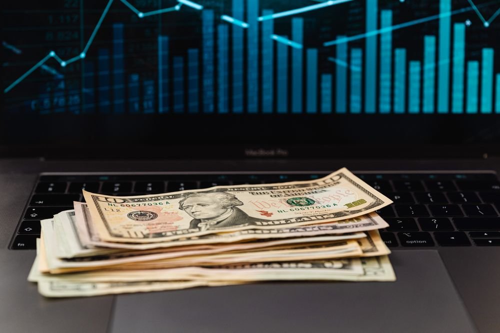 The Luxury Business Guide to Smart Wealth Preservation #LuxuryBusiness #LuxuryLifestyle #WealthManagement #TaxPlanning #Entrepreneurship #WealthPreservation #BusinessSuccess