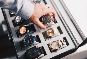 The Luxury Watch Owner’s Guide: Sell, Borrow or Consign Your Rolex? #Rolex #LuxuryWatches #RolexCollector #WatchCollector #LuxuryLifestyle #LuxuryTimepieces #RolexDaytona #RolexSubmariner #WatchCollection