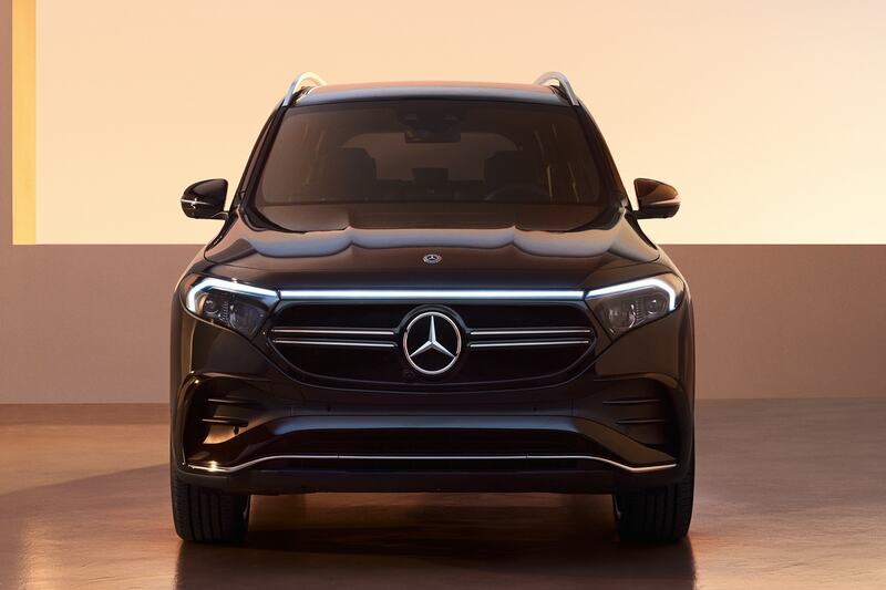 Mercedes-Benz EQB SUV #SUVs #bevhillsmag #beverlyhillsmagazine #beverlyhills