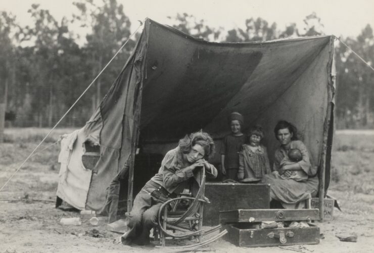 Beverly Hills Magazine The Radium Girls: Their Deaths Saved Thousands of Workers' Lives