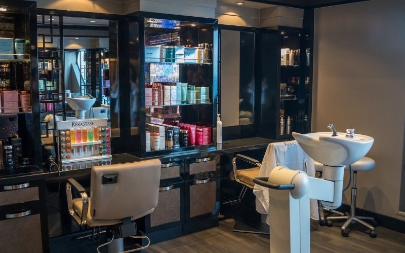 The Top 8 Haircuts For a Fresh Start in 2021 #beverlyhillsmagazine #beverlyhills #haircut #hairstylist #haircuttrends #freshstart #styleshorthair #lifestyleappointment